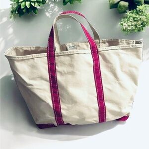 1980’s Crinkle Cut tag X-Large L.L. Bean Tote Bag with red handles